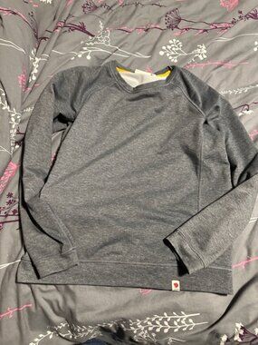 Fjallraven sweatshirt size medium